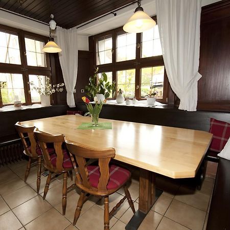 Hotel Restaurant Engel Пфаффенвайлер Экстерьер фото