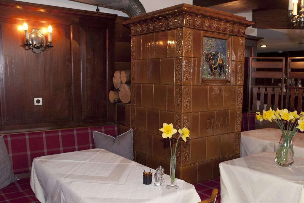 Hotel Restaurant Engel Пфаффенвайлер Экстерьер фото