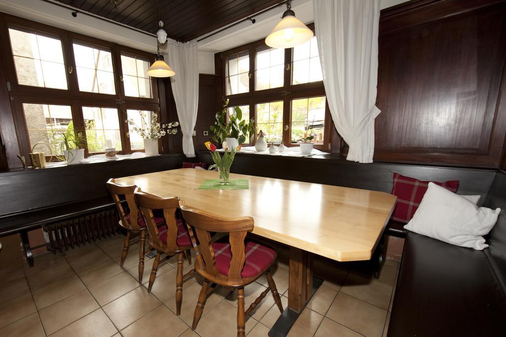 Hotel Restaurant Engel Пфаффенвайлер Экстерьер фото