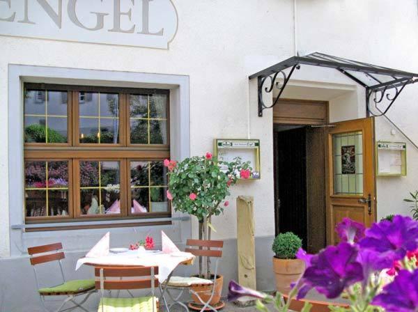 Hotel Restaurant Engel Пфаффенвайлер Экстерьер фото