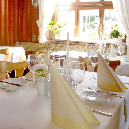 Hotel Restaurant Engel Пфаффенвайлер Экстерьер фото